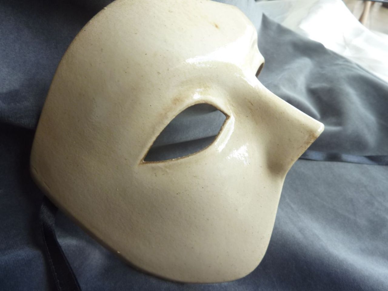 masque le fantome de l'opera, blanc brillant 